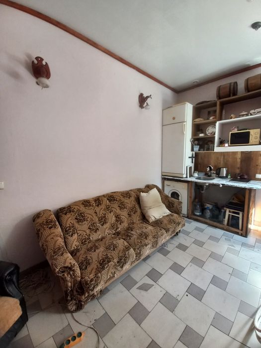 Участок в центре города +два гаража и сауна