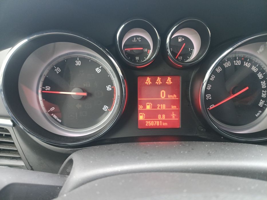 Opel Zafira piękny stan możliwość zamiany