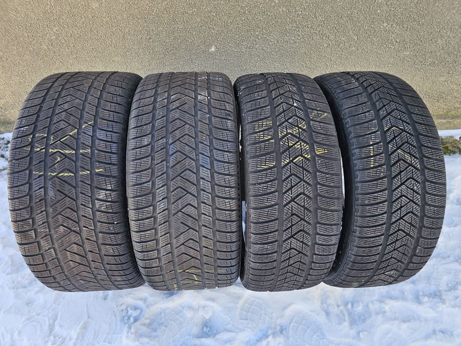 шини "pirelli" R20.