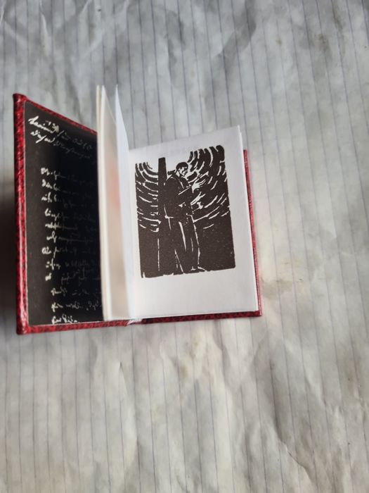 Miniature Book Manifesto Of The Communist Party