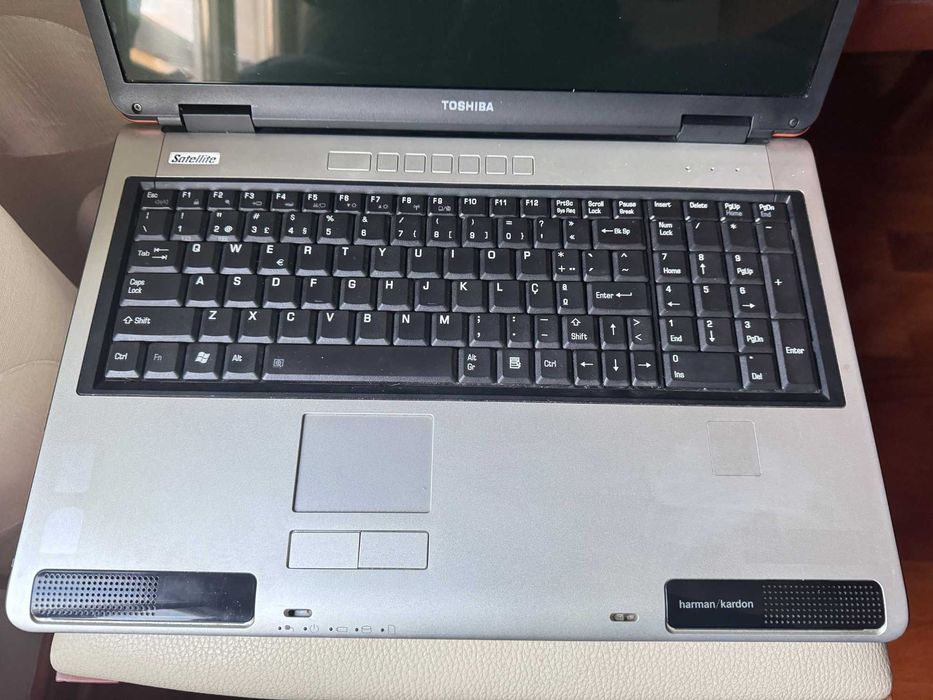 VENDO Lote 13 x Toshiba Satellite PRO P100|17.3" WXGA+|Intel T2250|