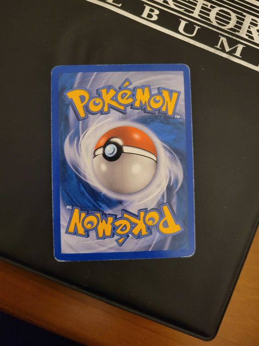Regirock GOLDSTAR (Carta pokemon rara)
