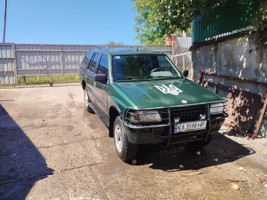 Opel Frontera 2.4