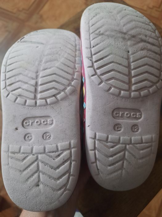Crocs c 12 на дівчинку