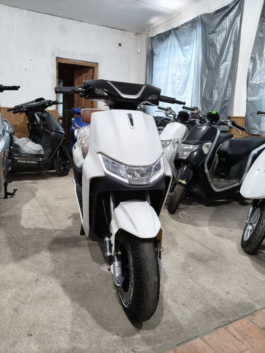 Електроскутер TAILIG T 70 2000W 36AH
