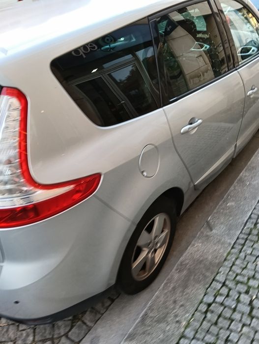 Renault Scenic 07 lug.