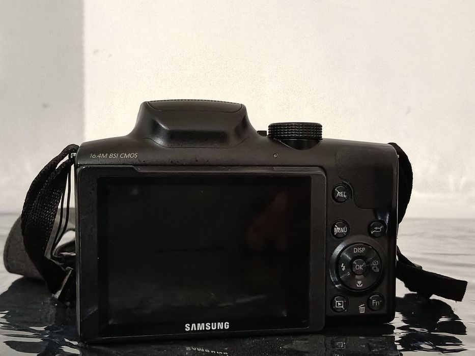 Câmera Samsung WB2100