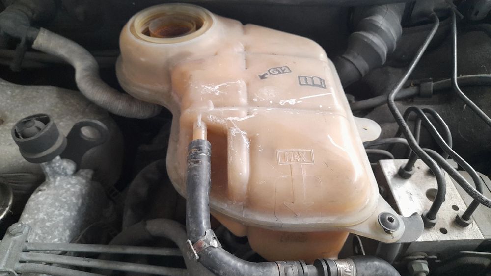 Reservatório / depósito da água / líquido de refrigeração AUDI A6 Avan