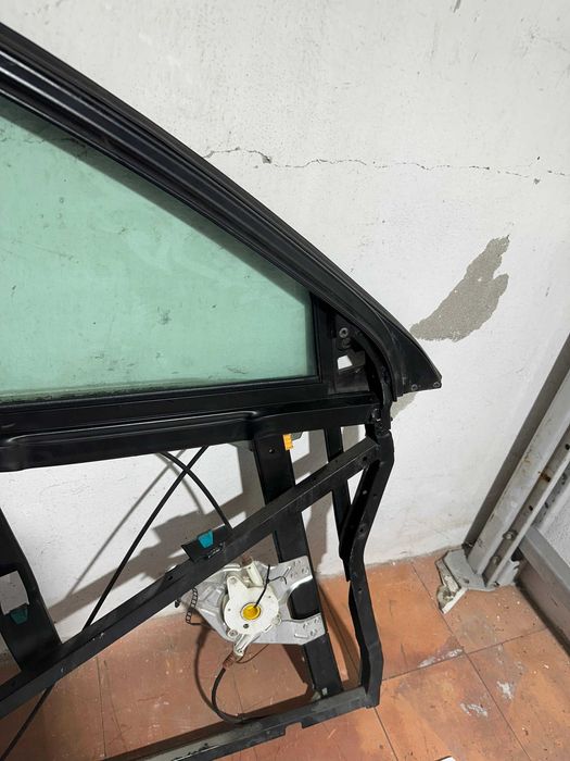 Elevador frente Esquerdo Audi A6 C5