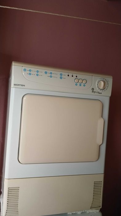 Máquina de secar a roupa