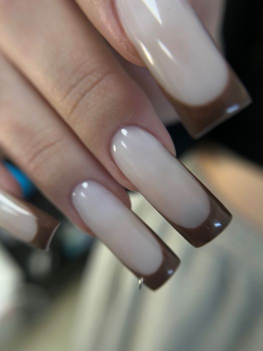 Манікюр/педікюр/нарощення