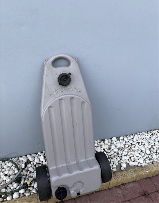 zbiornik na szarą wodę / ścieki „Wastemaster” (kamper/kemping)