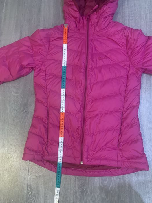 Легкий  пуховик  JackWolfskin, XS