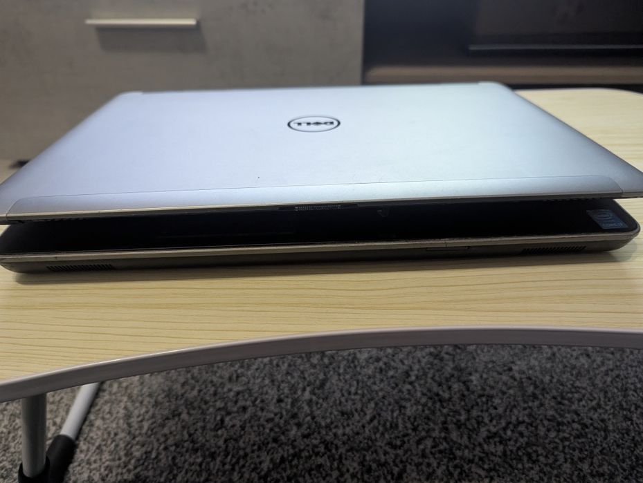 Dell E6540  - HD8790M