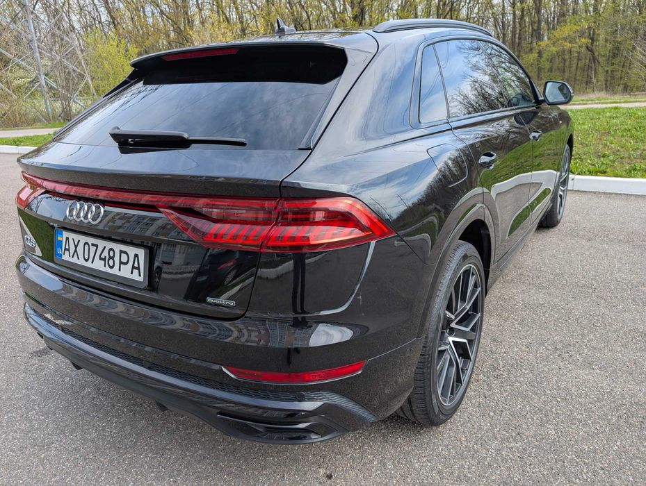 Audi Q8 Premium Plus S-line 2020 рік