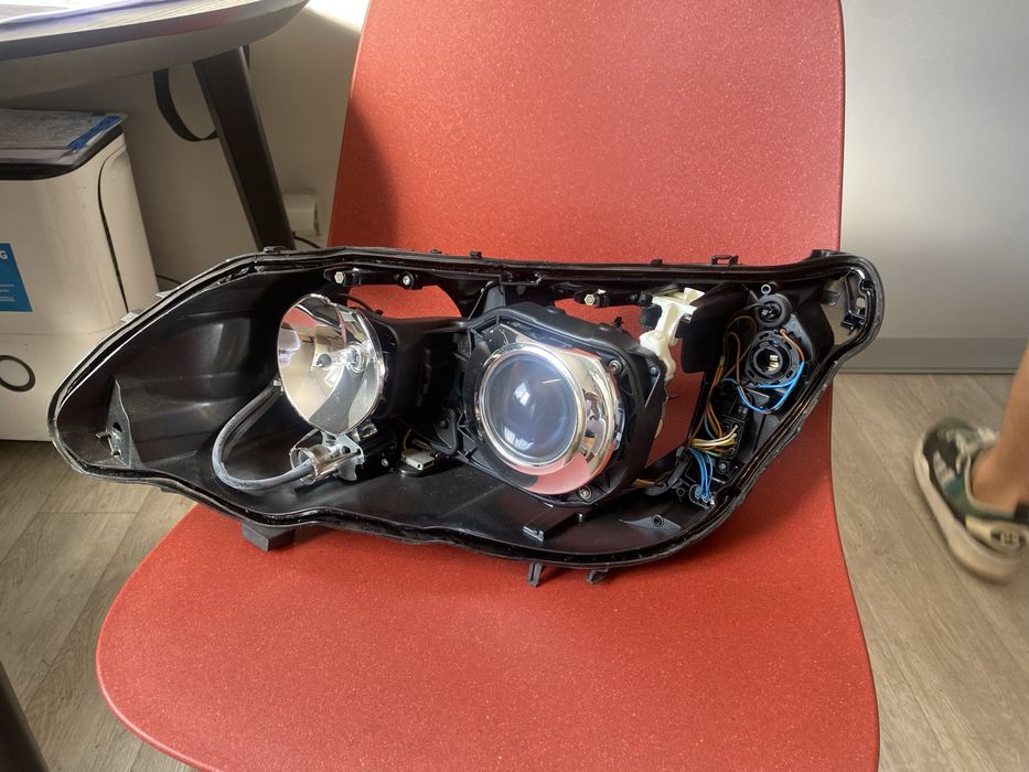 Otica frente esquerda E60 (2006/2010)