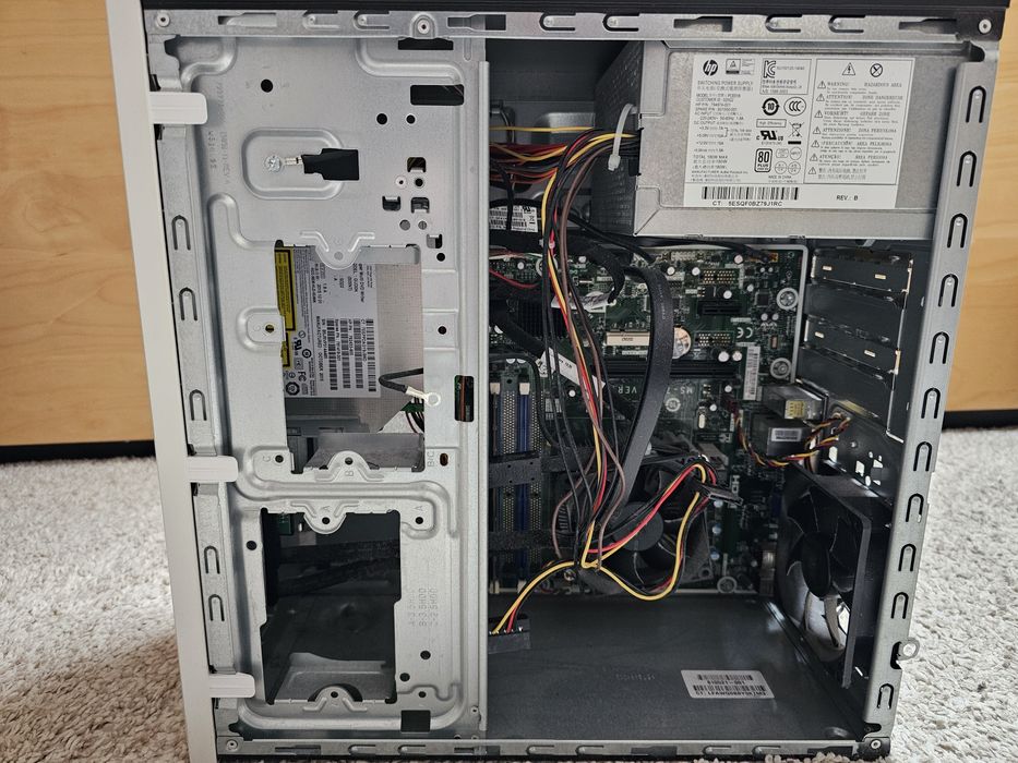 Komputer stacjonarny HP | AMD A10 | 8GB RAM