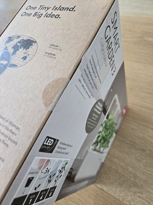 Click and Grow– The Smart Garden 3 (Novo, por abrir)