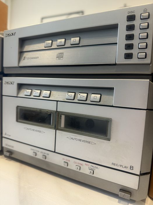 Aparelhagem com leitor de cd e cassetes Sony