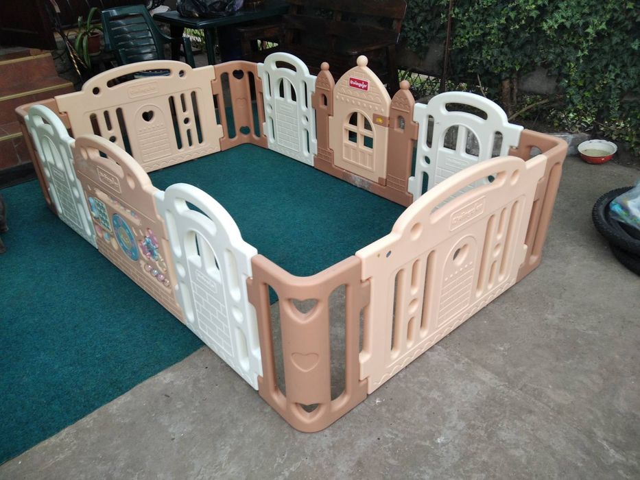 Дитячий манеж Dwinguler