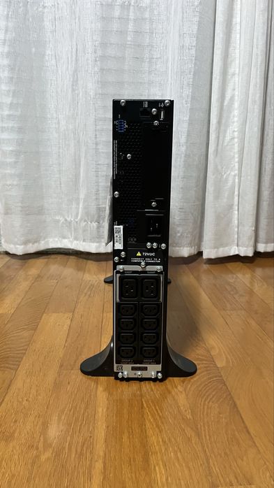 SmartUPS APC 2200xli