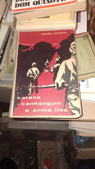 Catana canhangulo arma fina livro guerra Amadeu Ferreira