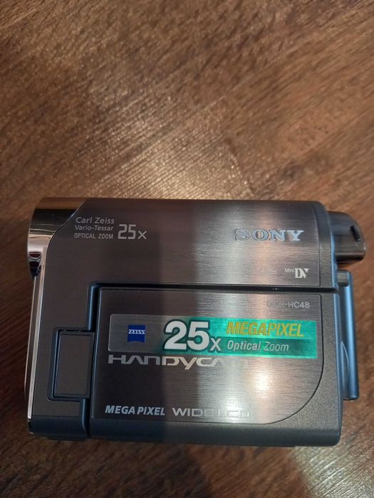 Відеокамера   SONY  DCR-HC 48 E