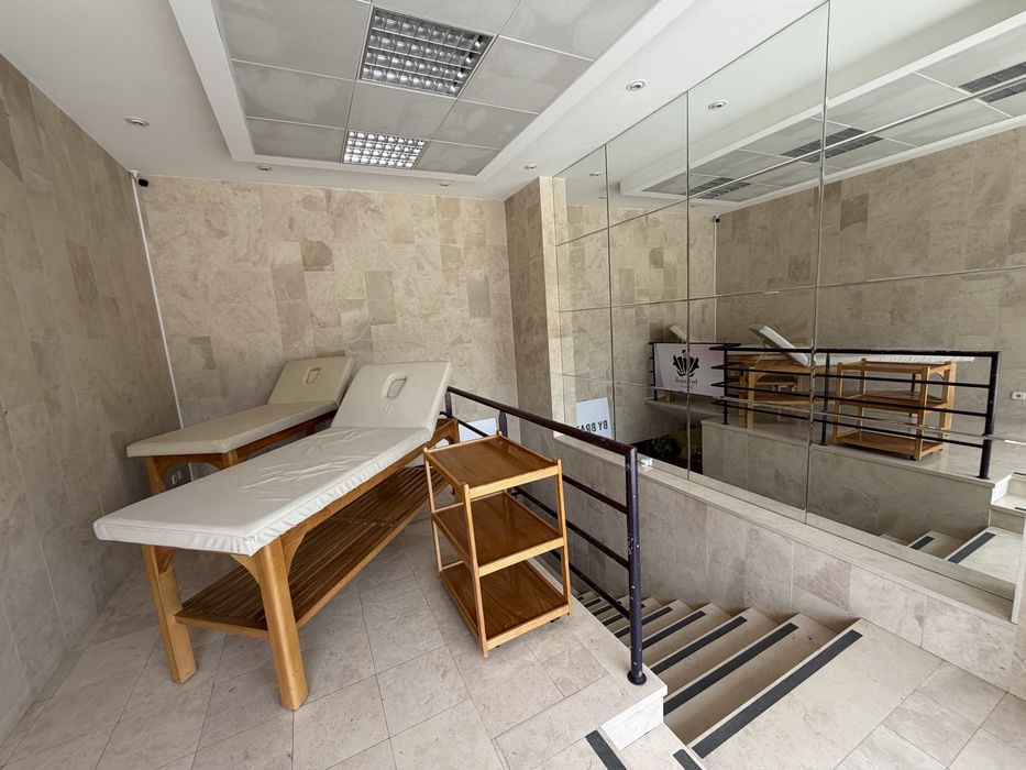 Loja c/ 451m2 em Gaia, Avenida Vasco da Gama, N222, Vilar Andorinho