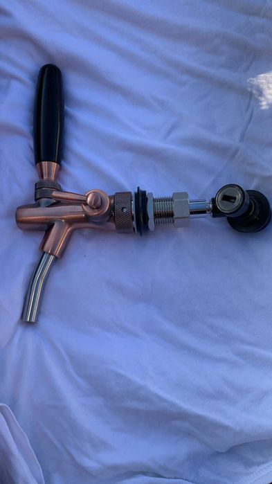 Регулируемый кран для разливного пива