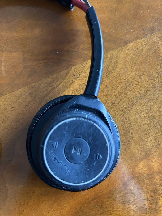 Zestaw słuchawkowy słuchawki Poly Plantronics Voyager Focus UC