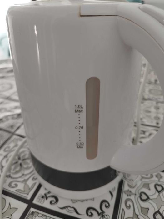 Cafeteira de água quente