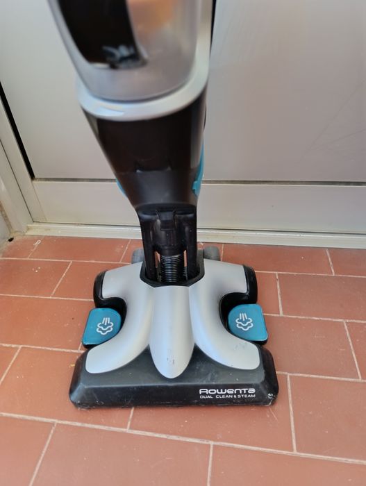 Aspirador Vertical Rowenta Clean & Steam RY7535WH