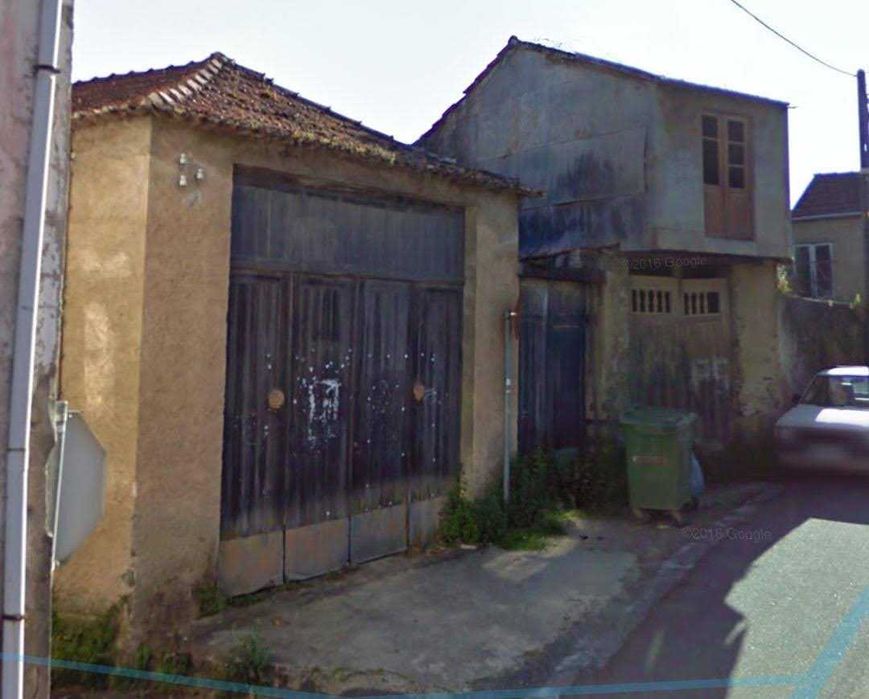 Moradia independente à venda