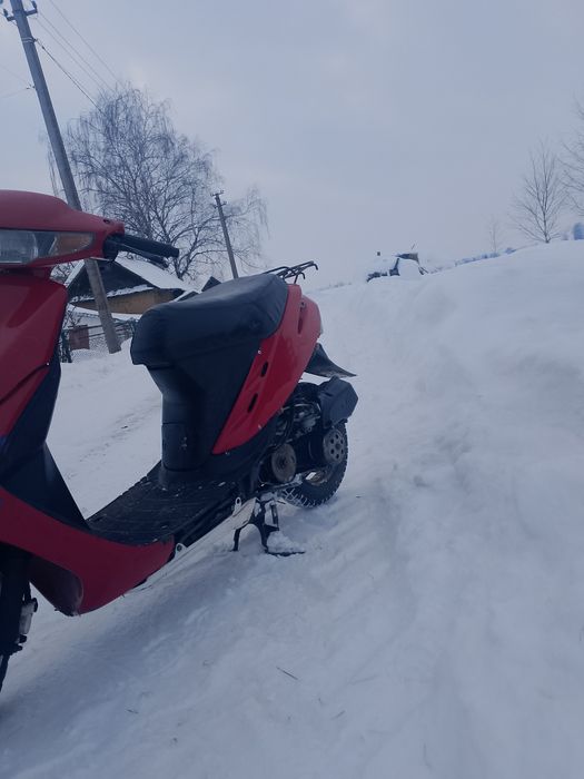 Продам Хонда діо 28 ZX цілим або на запчастини ,обмін