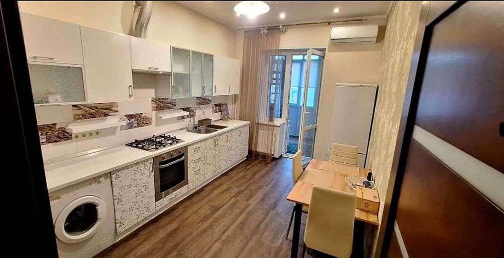 Лучшие 65 м² 2 к ЖК Примеровское Защитников Украины ЦЕНТР Конный рынок