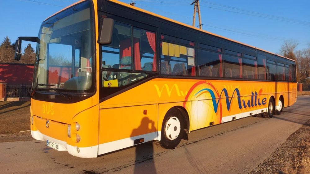 Renault Ares  zadbany , 72 miejsca siedzące.