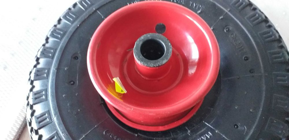 Kółko z oponą do traktorka lub taczki