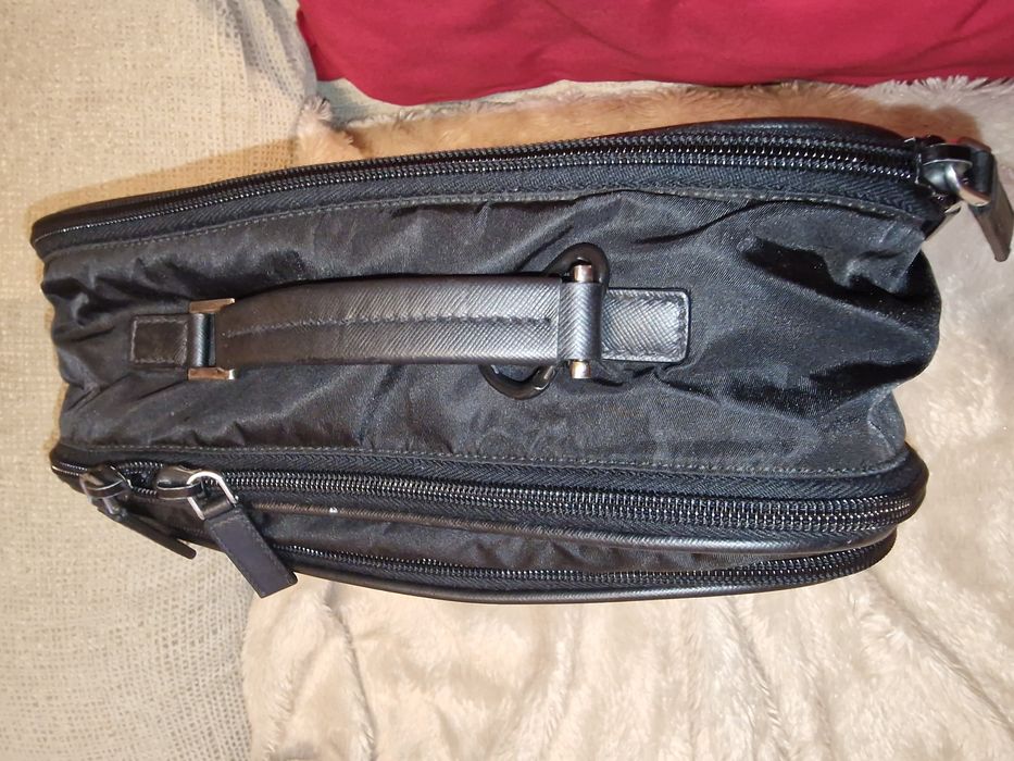 Necessaire Prada