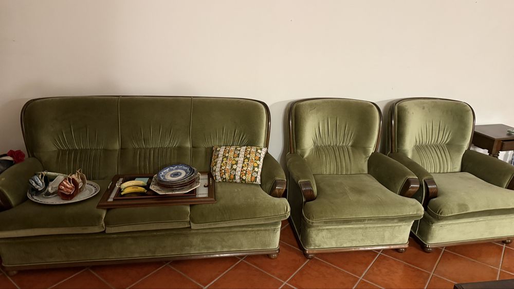 Trio de sofas com sofa cama