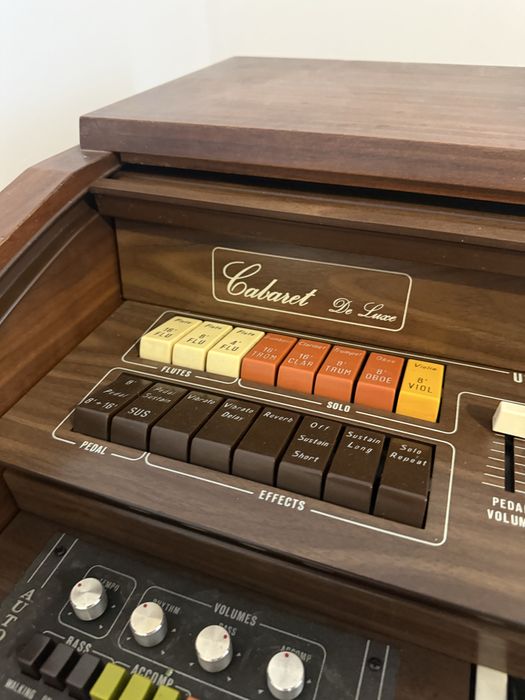 Órgão Cabaret De Luxe