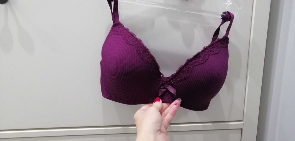 Miękki stanik r. 75 D