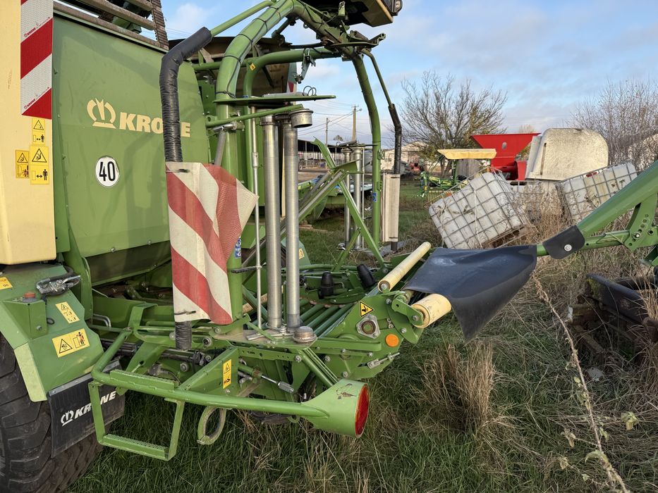 Тюкопрес з обмотчиком Krone