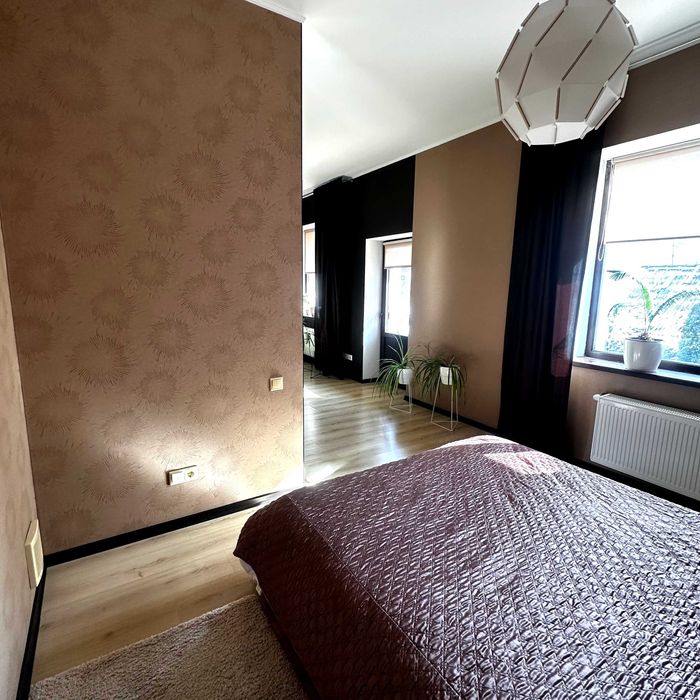 Ваш идеальный дом уже ждёт Вас ! Центральная часть Мельниц .