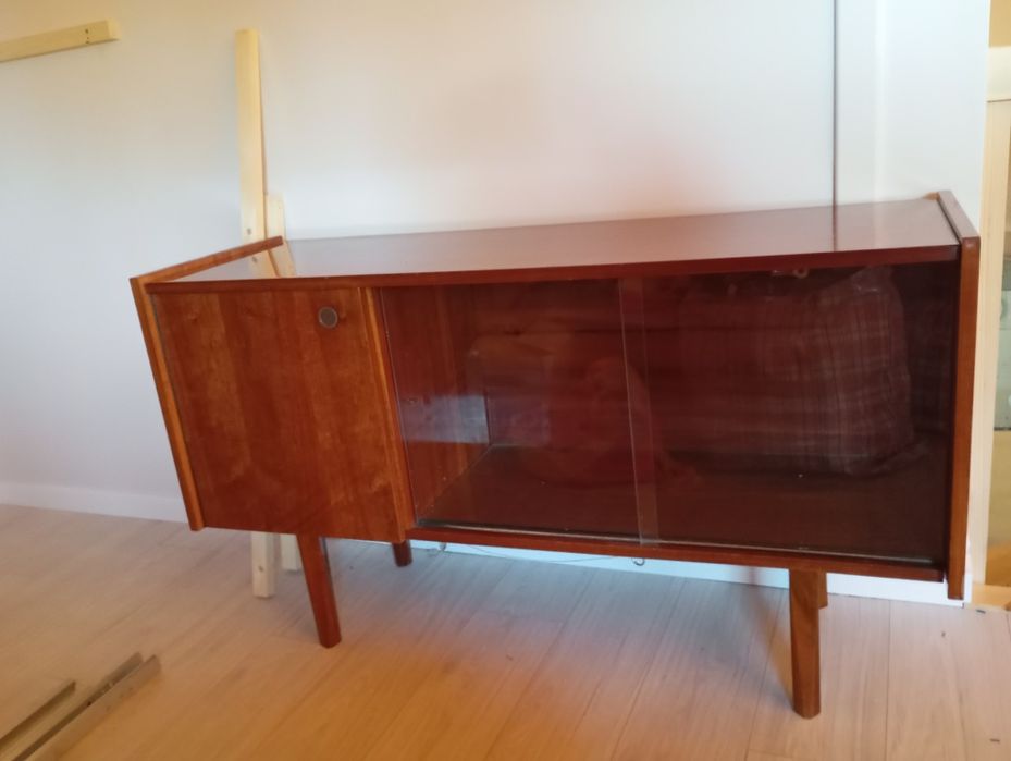 Conjunto de 2 aparadores pelo preço de 1