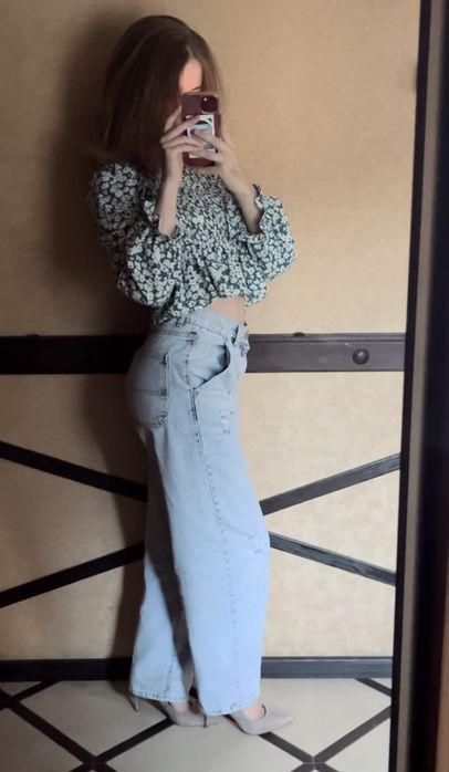 Блакитні жіночі джинси