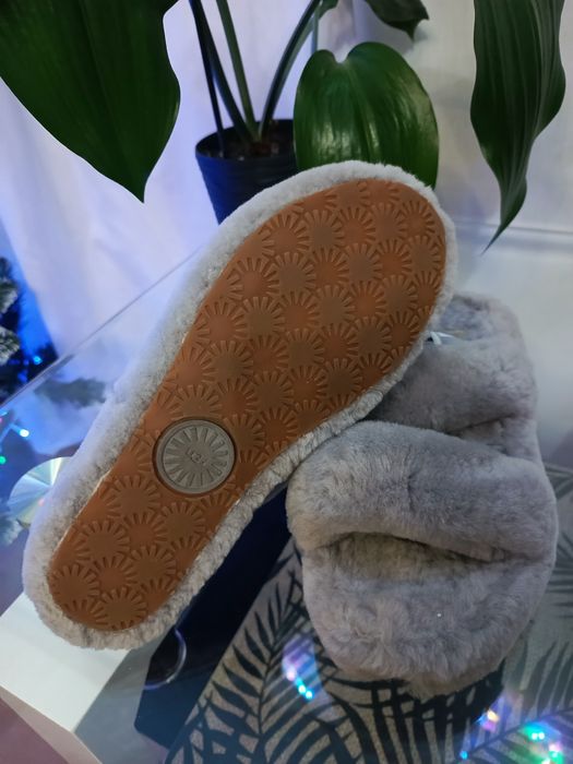 UGG сандалі (38)