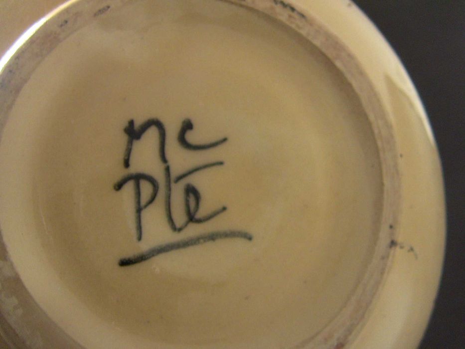 Terrina antiga de cerâmica	Usado em bom estado