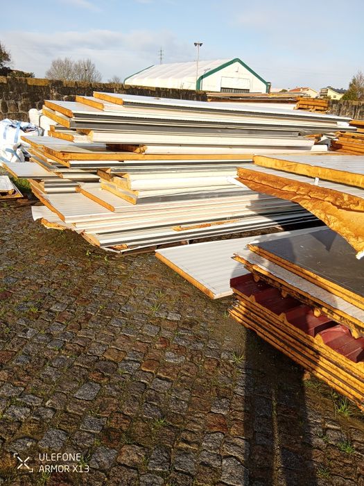 Telha chapa sanduíche