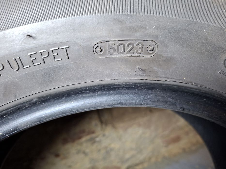 215/65R16 Triangle