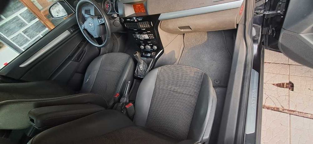 Opel Astra Caravan 1.7 CDTi Cosmo Plus ecoFlex